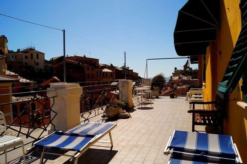 Hotel Europa Леванто Екстериор снимка